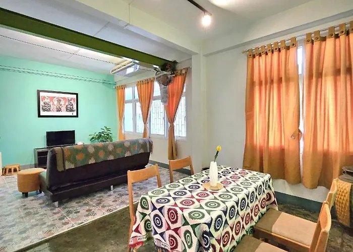 Cozy Gallery At Chinatown Хостел *
